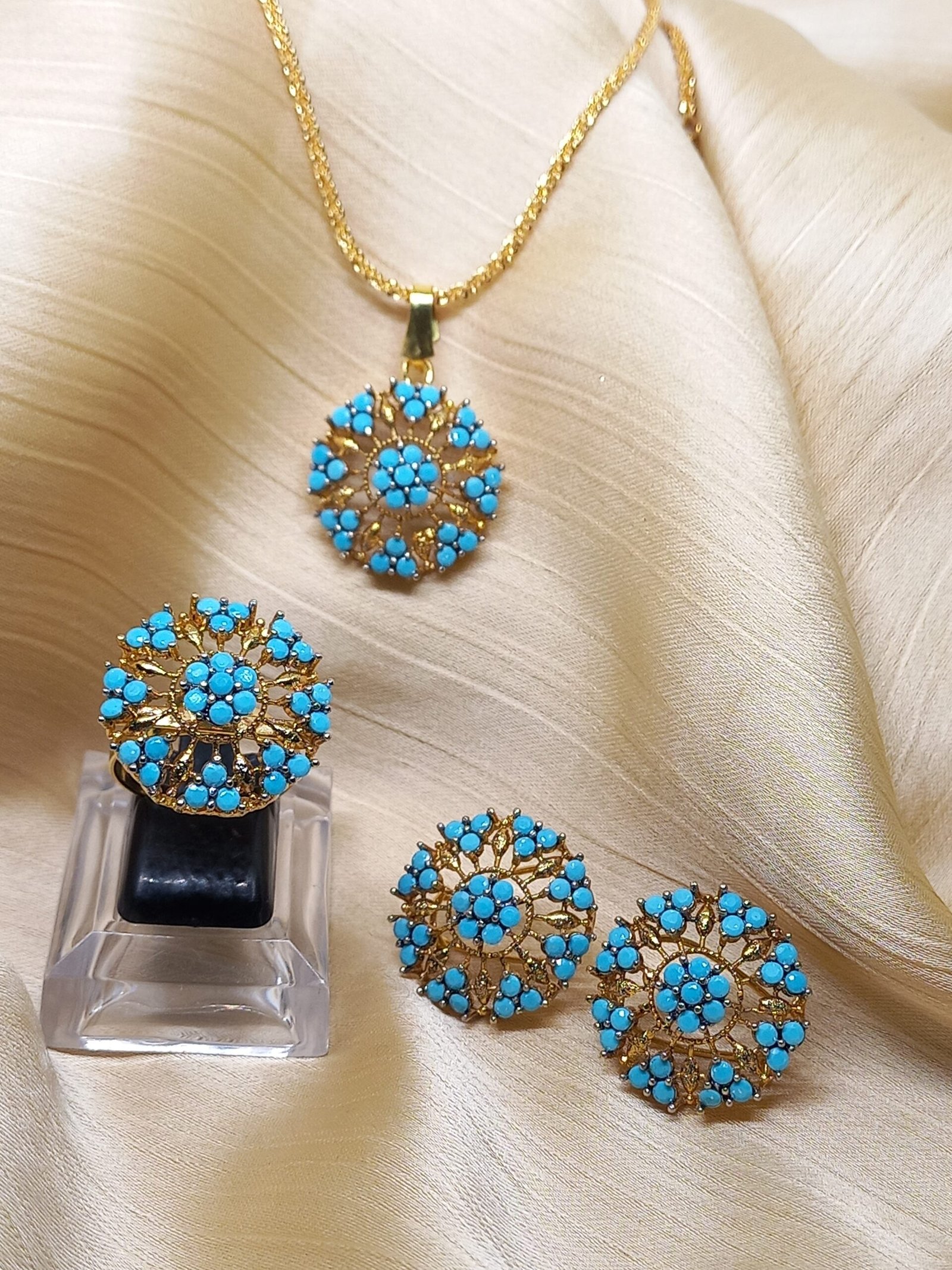4 Colors | Locket set in Diamond Cut & Zircons | 22K Gold Plated (05 years. Warranty) | GJM-26-03