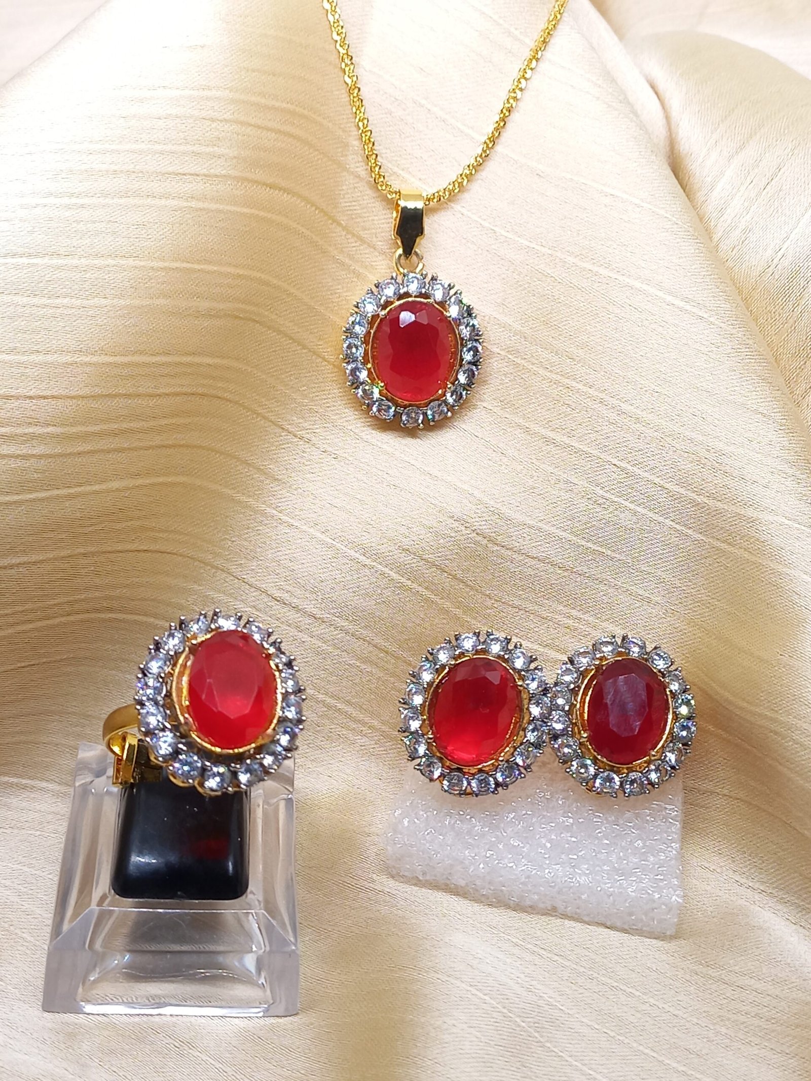 Locket set in Diamond Cut & Zircons | 22K Gold Plated (GJM-26-05)