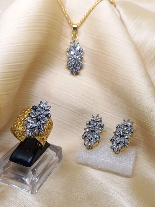 Locket set in Diamond Cut & Zircons | 22K Gold Plated (GJM-26-11)