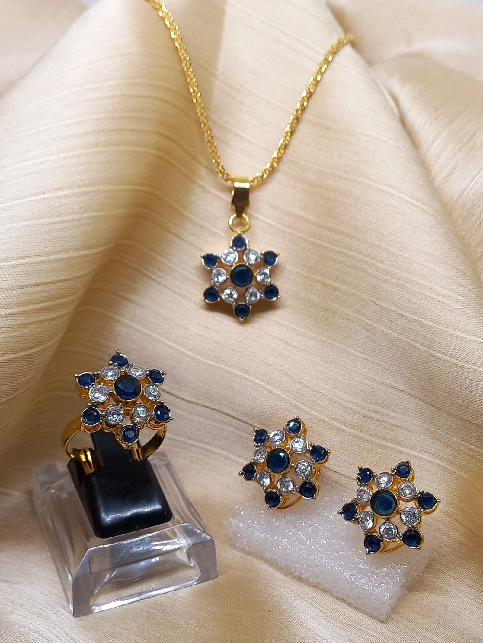 Locket set in Diamond Cut & Zircons | 22K Gold Plated (GJM-26-08)