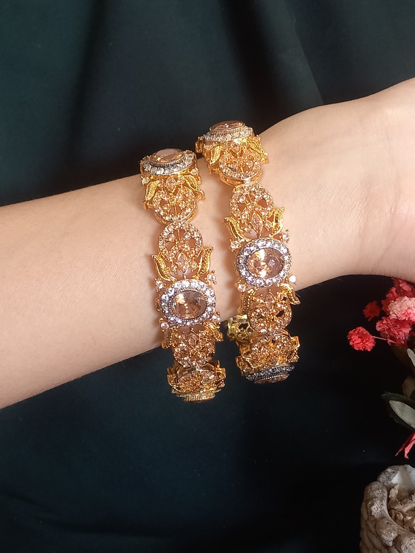 (Indian Real Stone Openable Kanggan) (KNG-26-14)