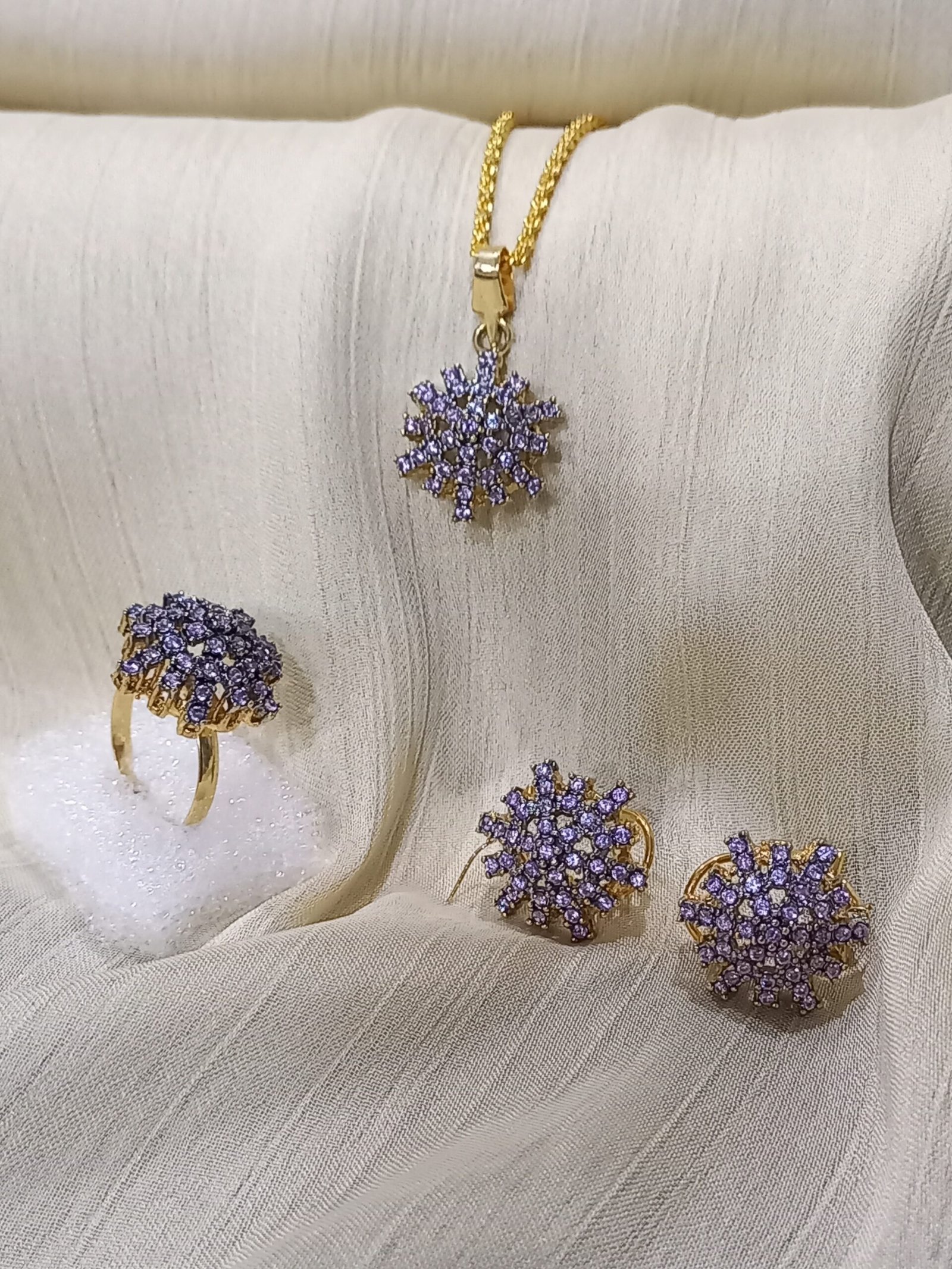 Locket Set 22-K Gold Plated (GJM-26-13)