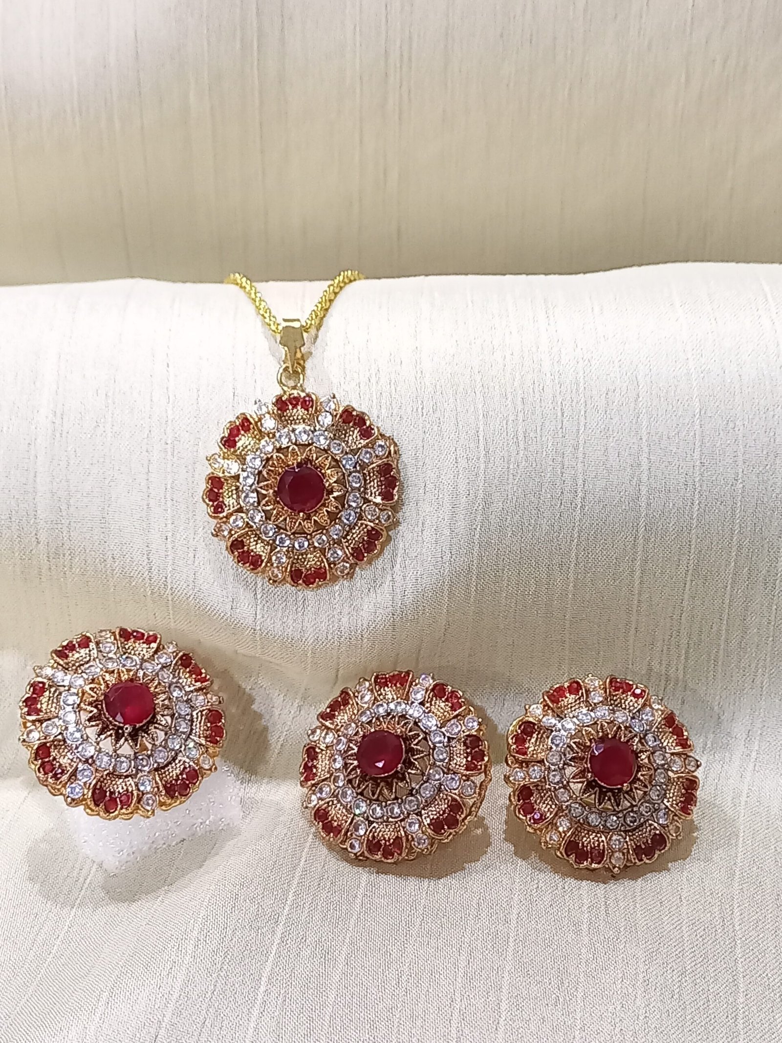 Locket Set Resin with Zircon (GJM-26-15)